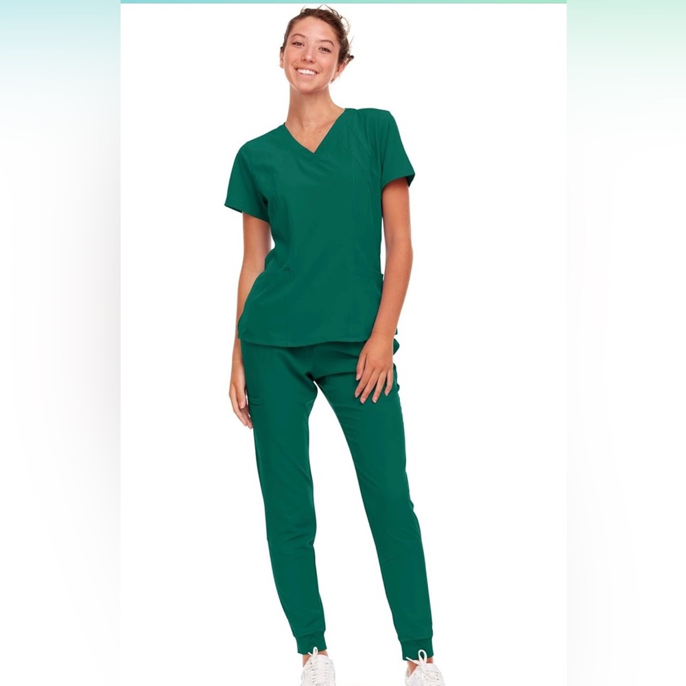 NWT Natural Uniforms set size XL